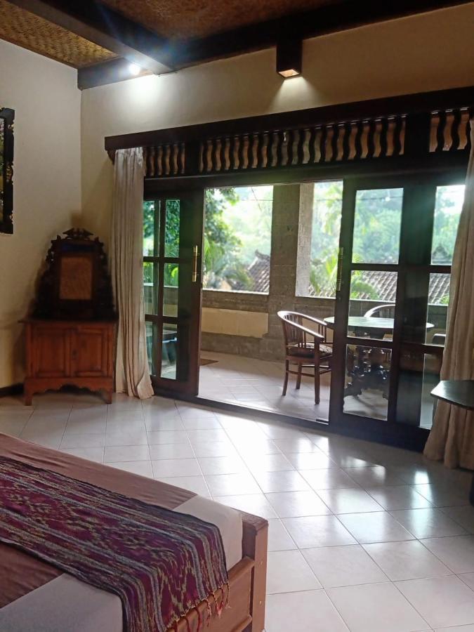 Family Guest House Ubud  Bagian luar foto