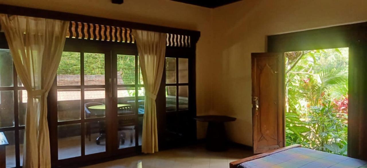 Family Guest House Ubud  Bagian luar foto